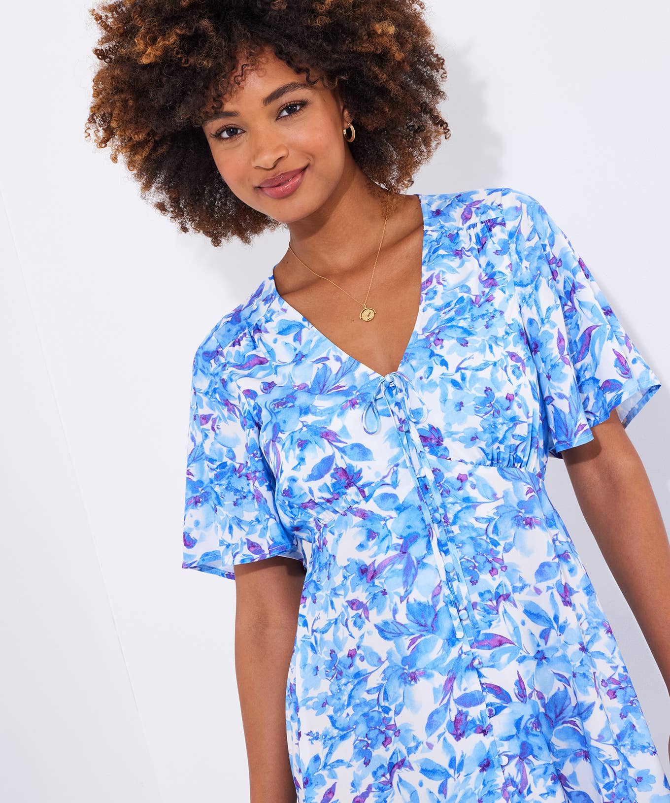 Olivia Floral Printed Midi Dress: Blue
