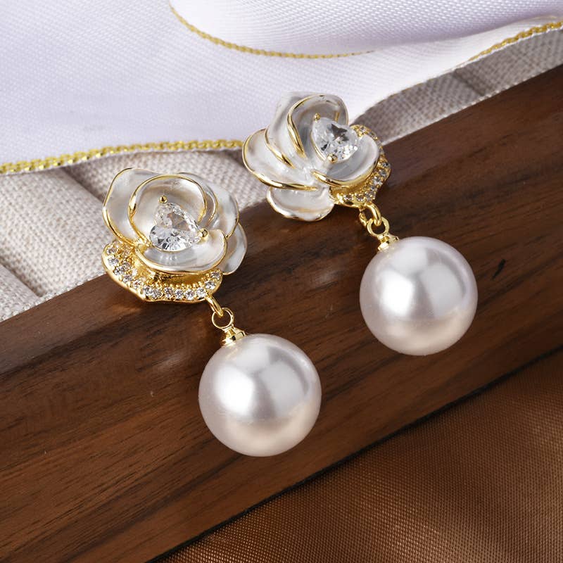 Delicate Rose Pearl Drop Earrings EUR433: White PEACH ACCESSORIES