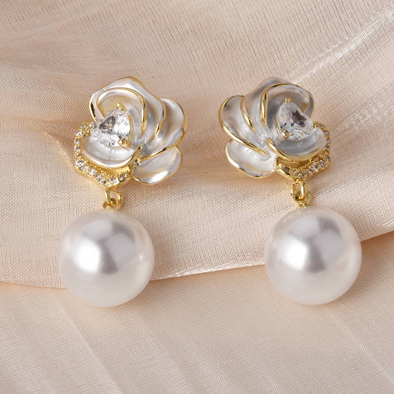Delicate Rose Pearl Drop Earrings EUR433: White PEACH ACCESSORIES