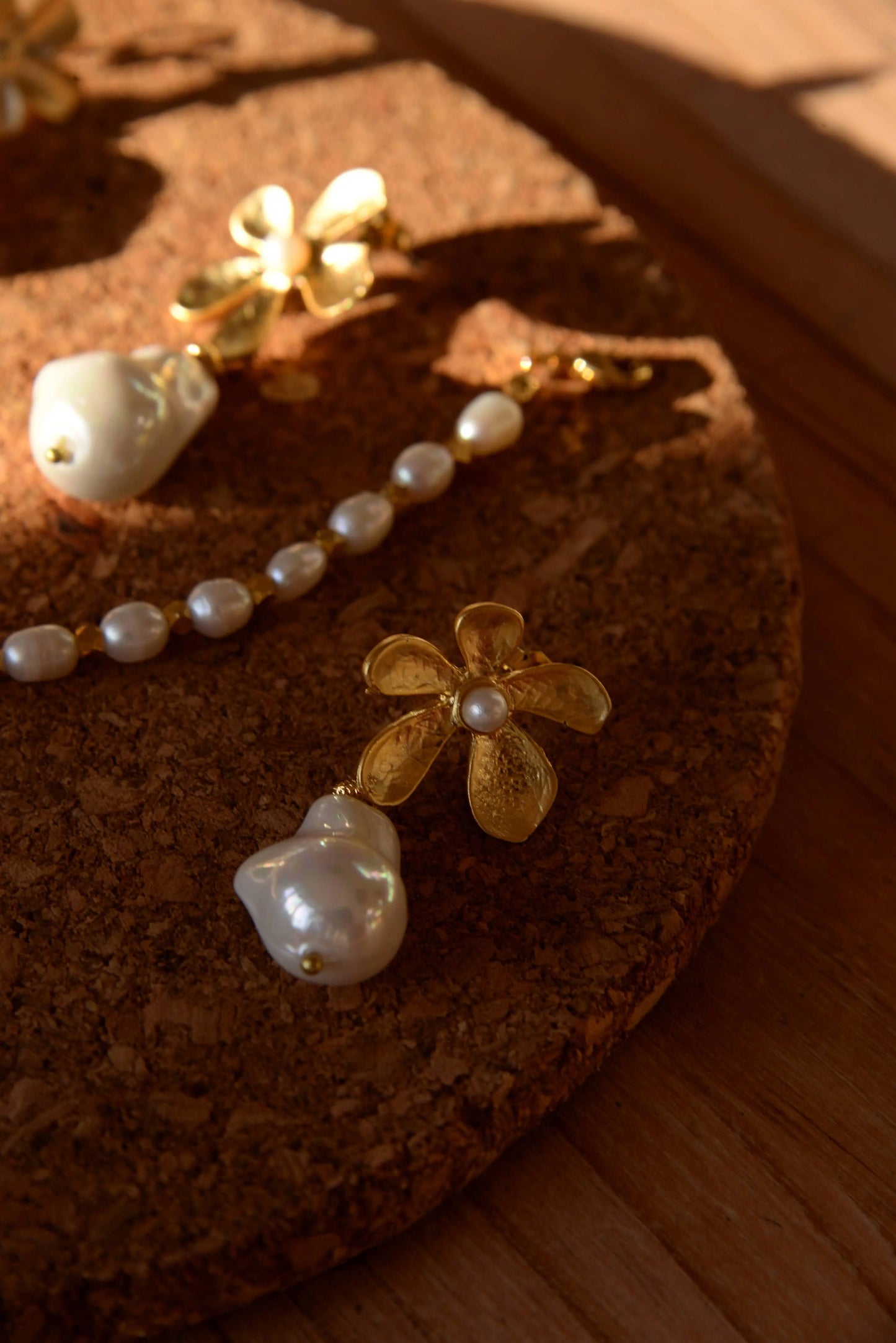 LARGE FLOWER PEARL DROP EARRINGS My Doris