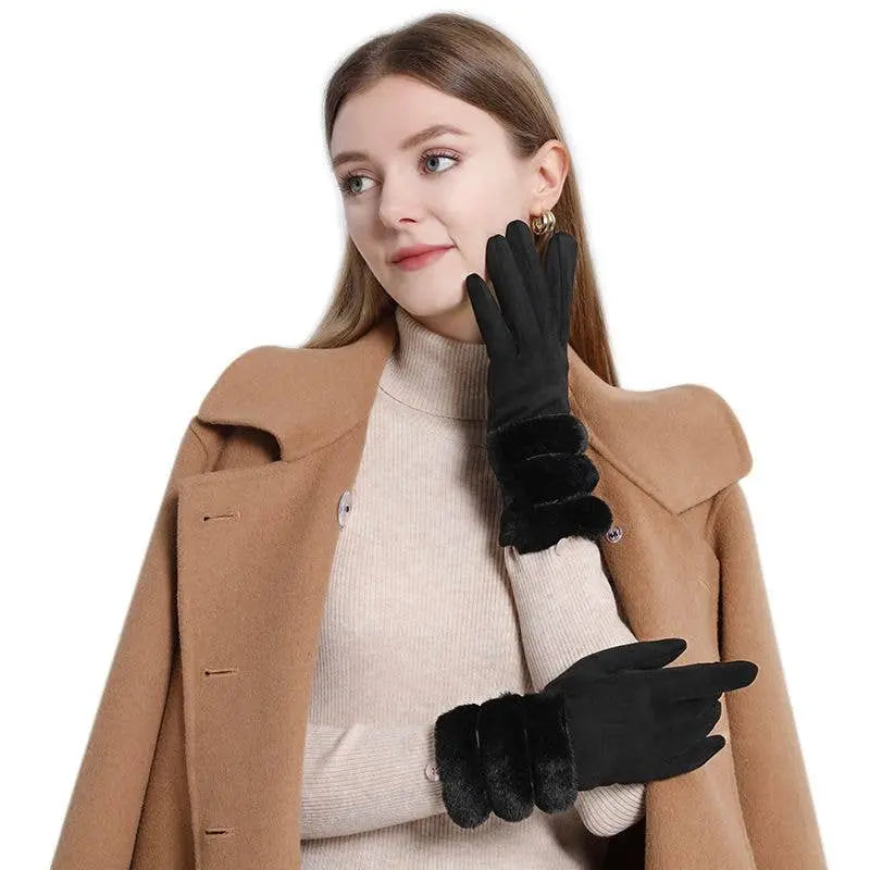 Luxurious Suede and Faux Fur Winter Gloves Tan PEACH ACCESSORIES