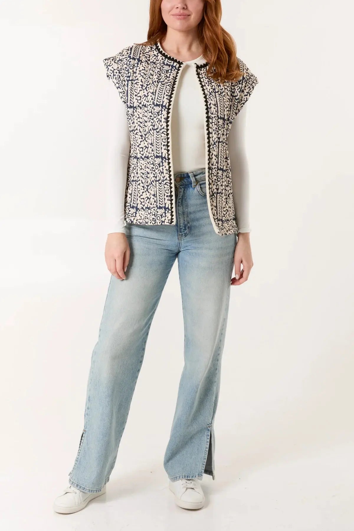 SLEEVELESS PRINTED QUILTED JACKET in BLACK or NAVY The Style Closet