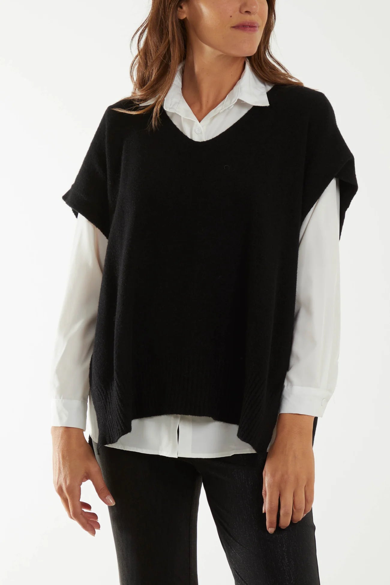 V NECK KNTTED VEST