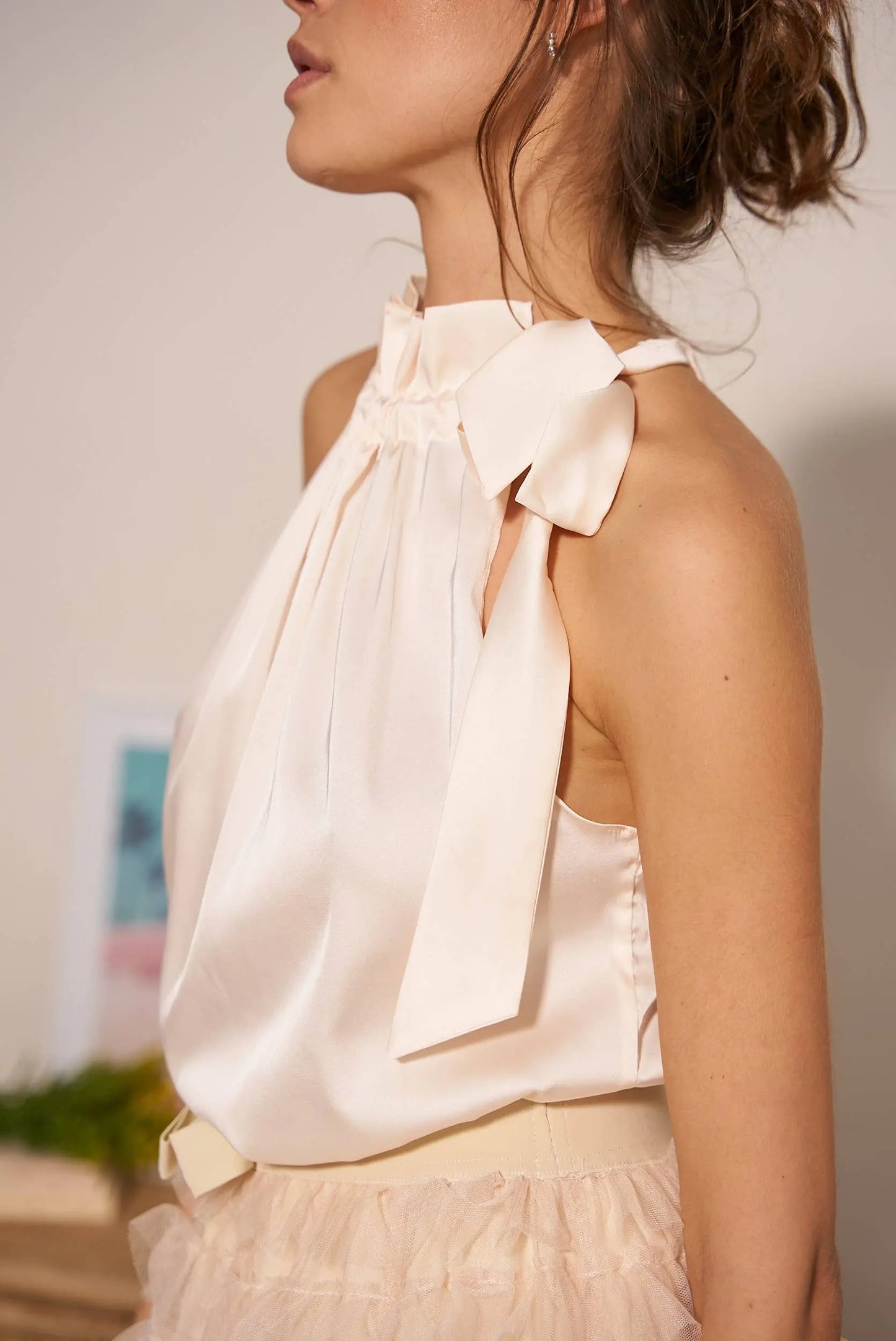 Elisabeth satin top with bow on the collar - CK08090: One size / Champagne CHOKLATE PARIS