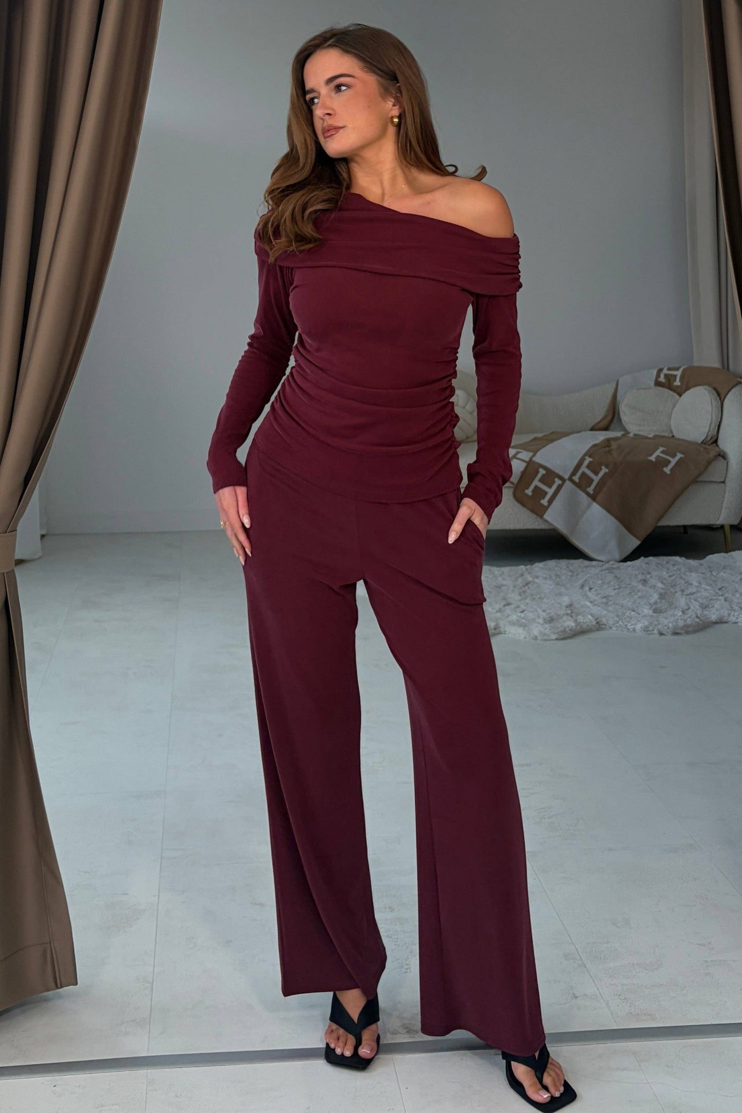 Jay Asymetric Long Sleeve Top Berry: WINE / Pack: 122211 Size: 8-18