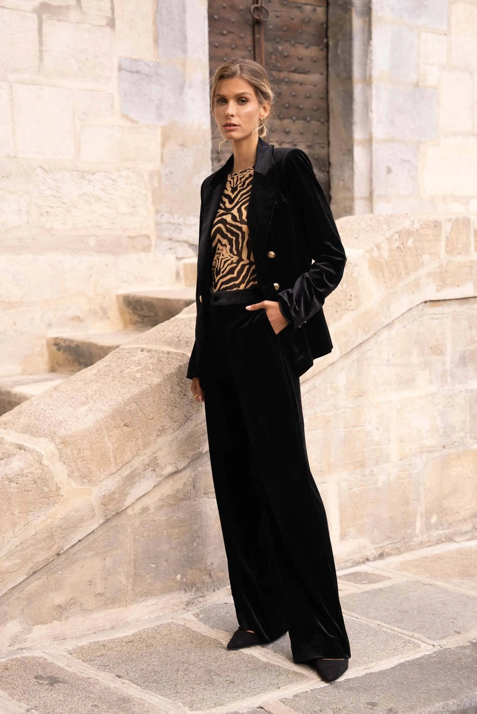 High-waisted straight-cut velvet trousers - P2228: Khaki / 1S-1M-1L-1XL The Style Closet