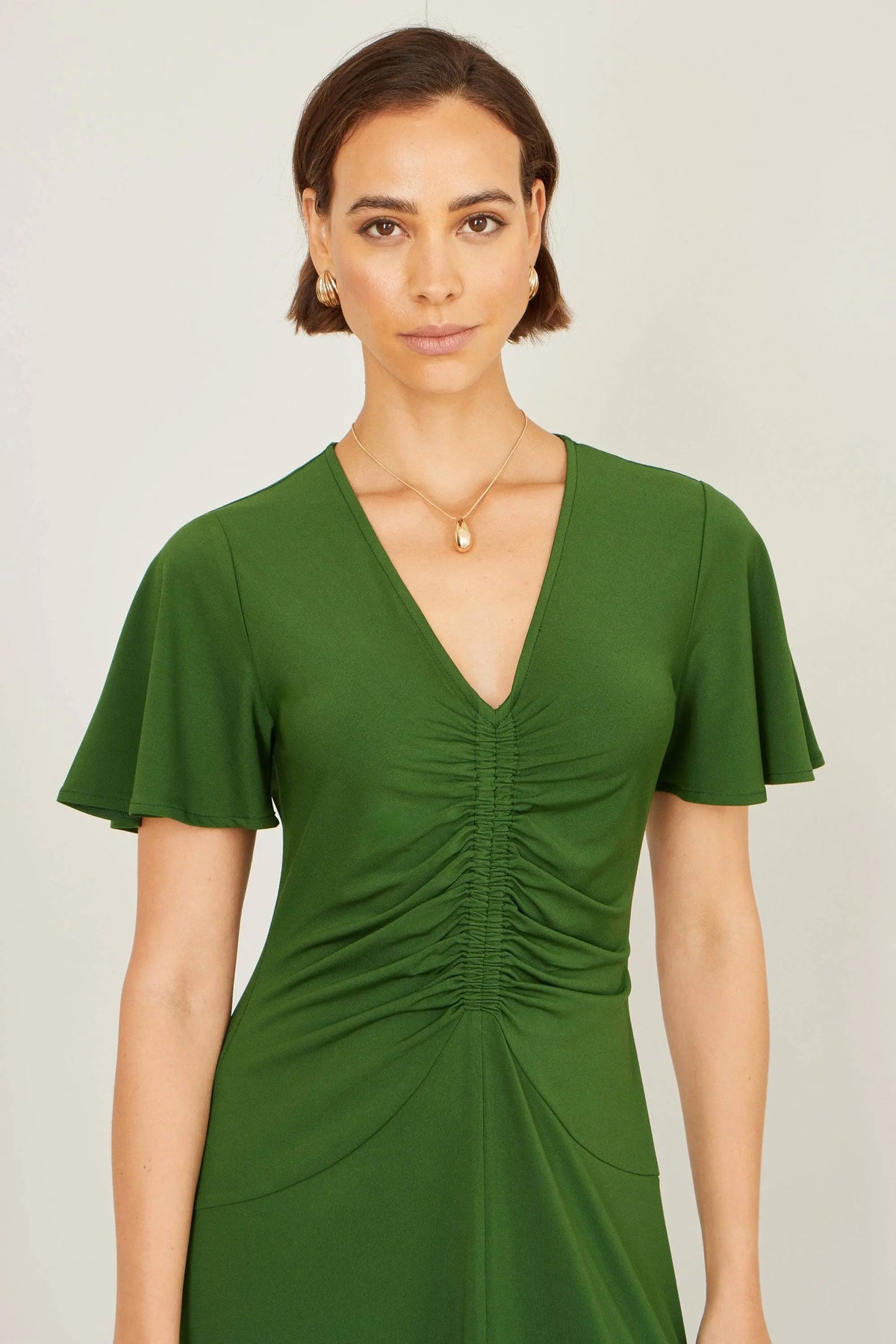 Yumi Green Ruched Front Stretch Midi Dress: Green / 10 Yumi