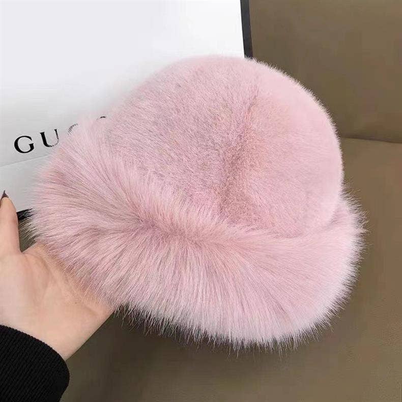 Plush Faux Fur Hat: Off-White