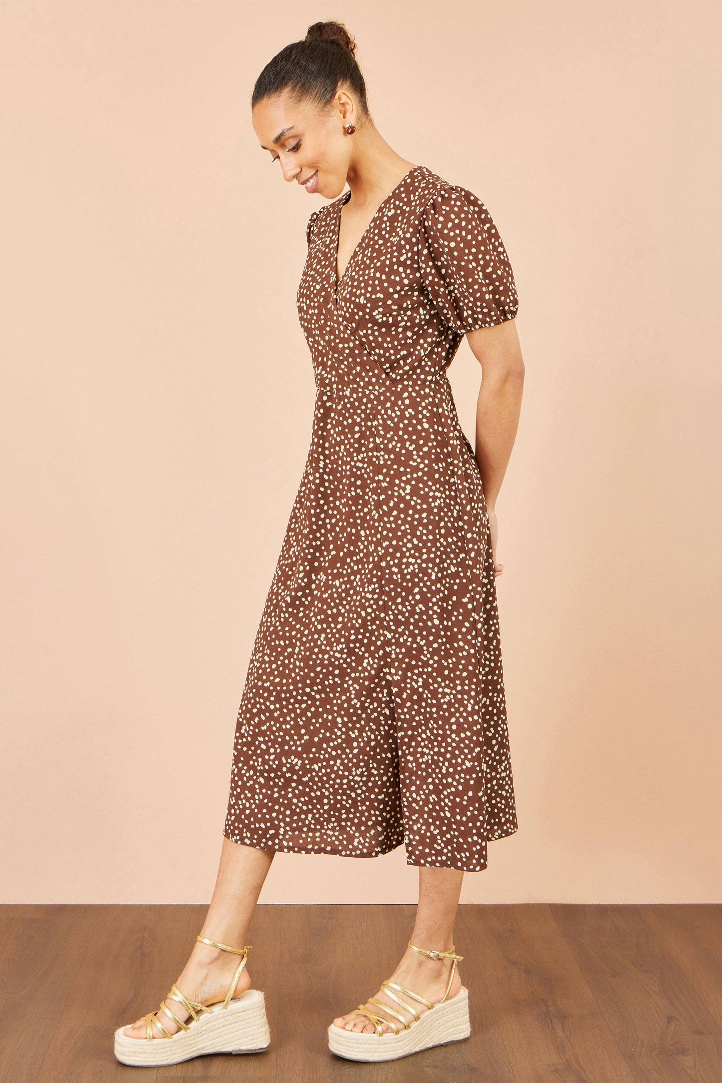 Yumi Brown Spot Midi Dress With Split Hemline: Brown / 10