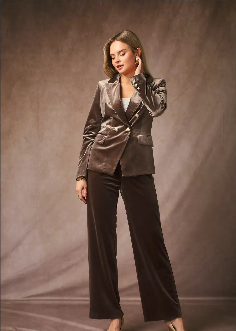 High-waisted straight-cut velvet trousers - P2228: Khaki / 1S-1M-1L-1XL The Style Closet