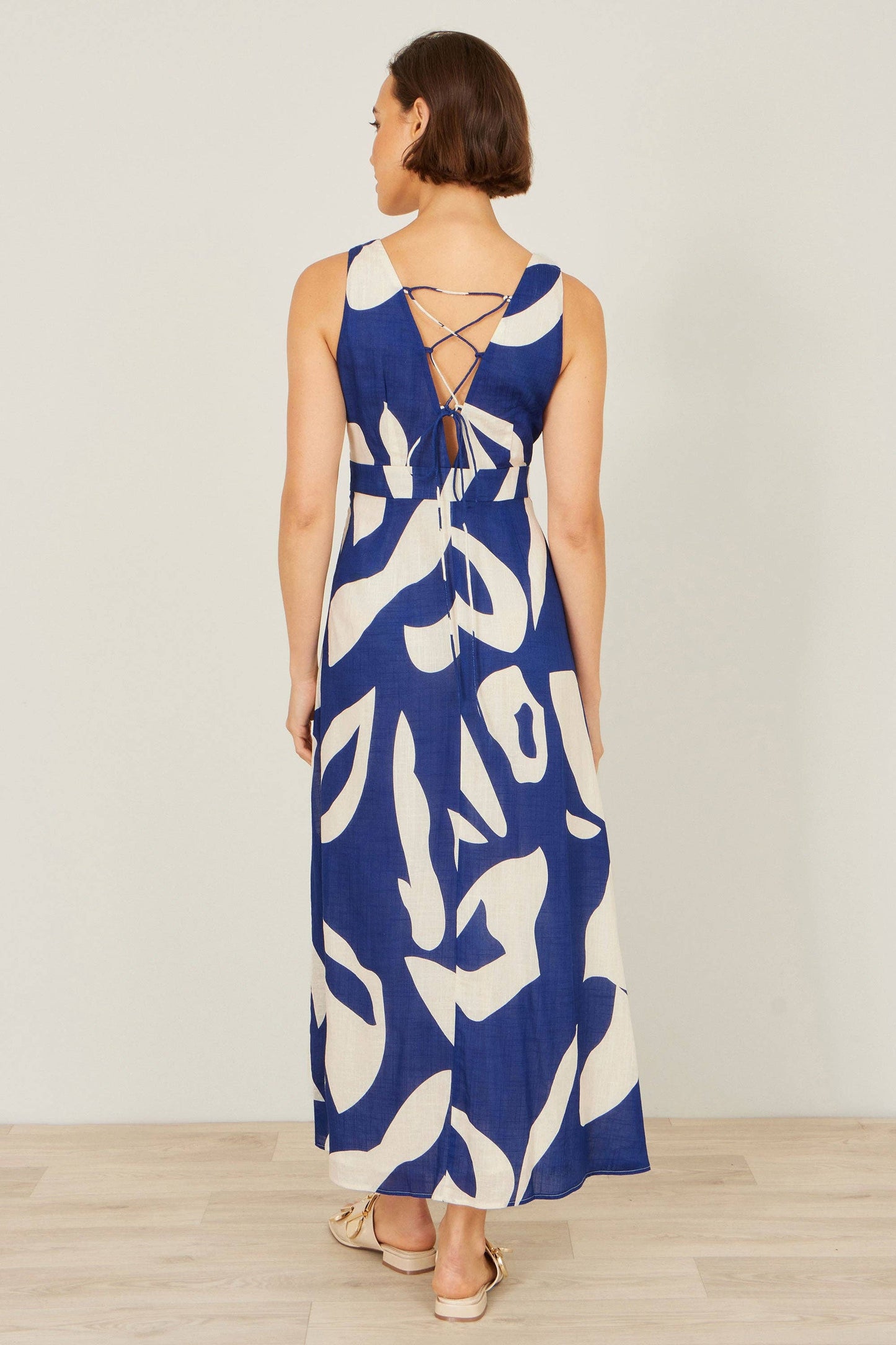 Yumi Navy Abstract Maxi Dress With Tie Back: Navy / 10