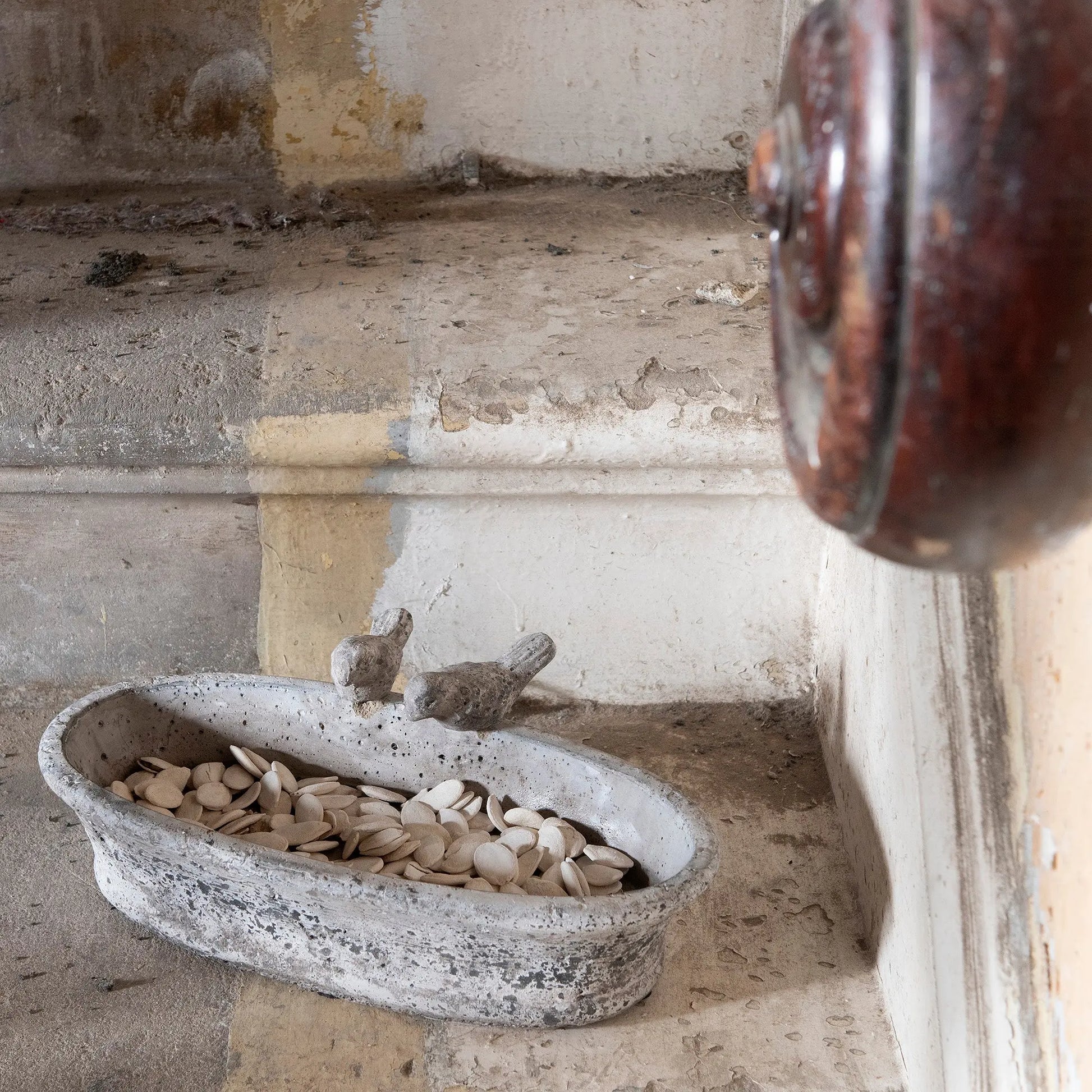 OVAL BIRD FEEDER The Style Closet