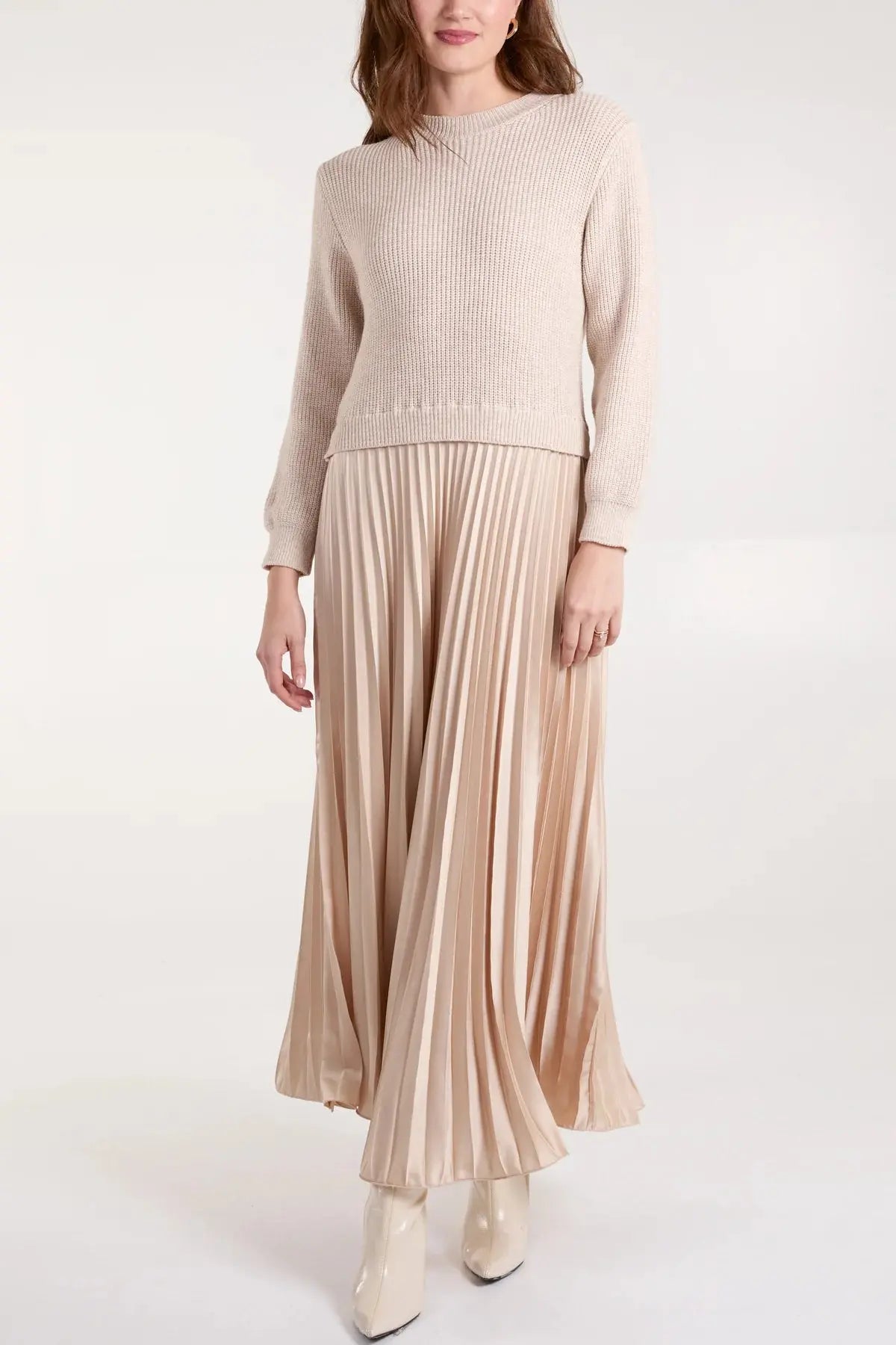 pleated skirt sweater dress Jumper with Satin Cut-Out Style The spread collar and Drape Neck Mini Dress Size:medium (8-10)