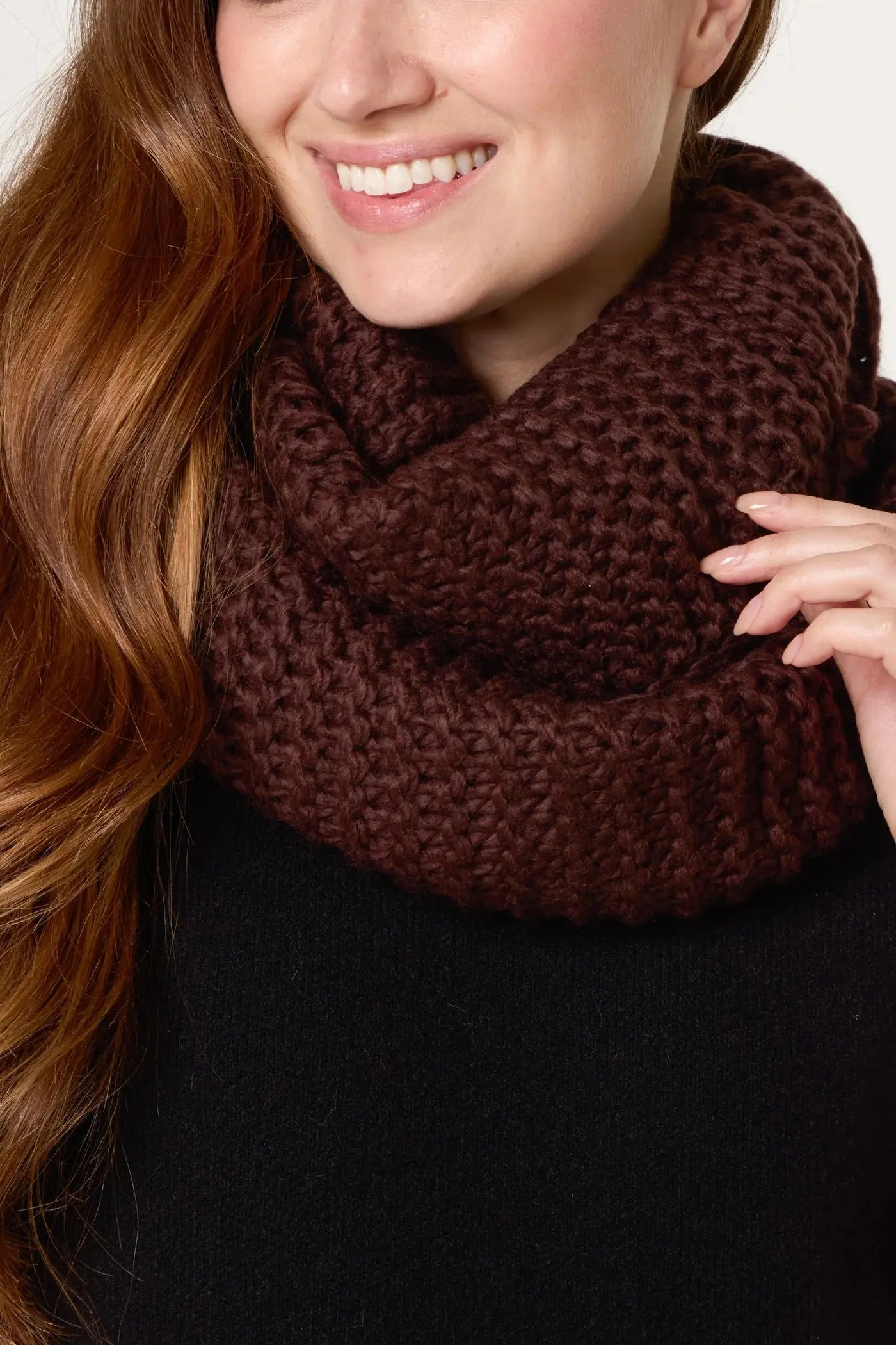 CHUNKY KNIT SNOOD The Style Closet