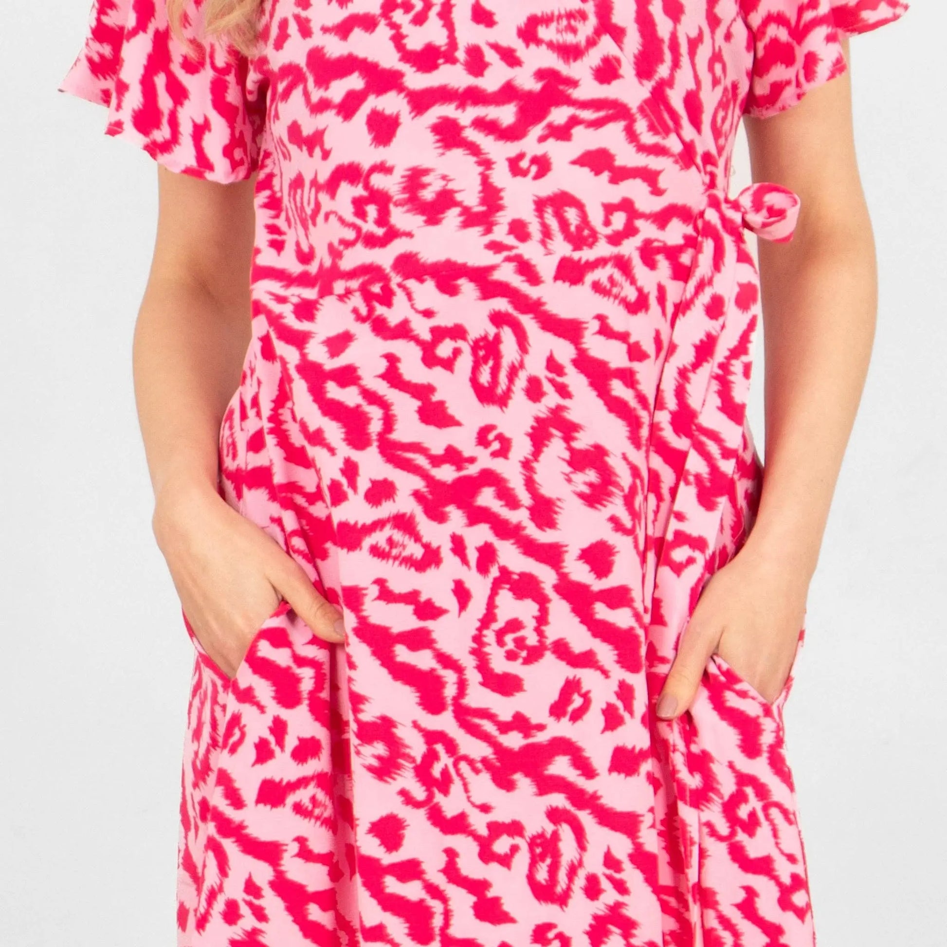 Addie Short Sleeve Wrap Dress - Pink, Animal: Large (UK 16-18) Sarta