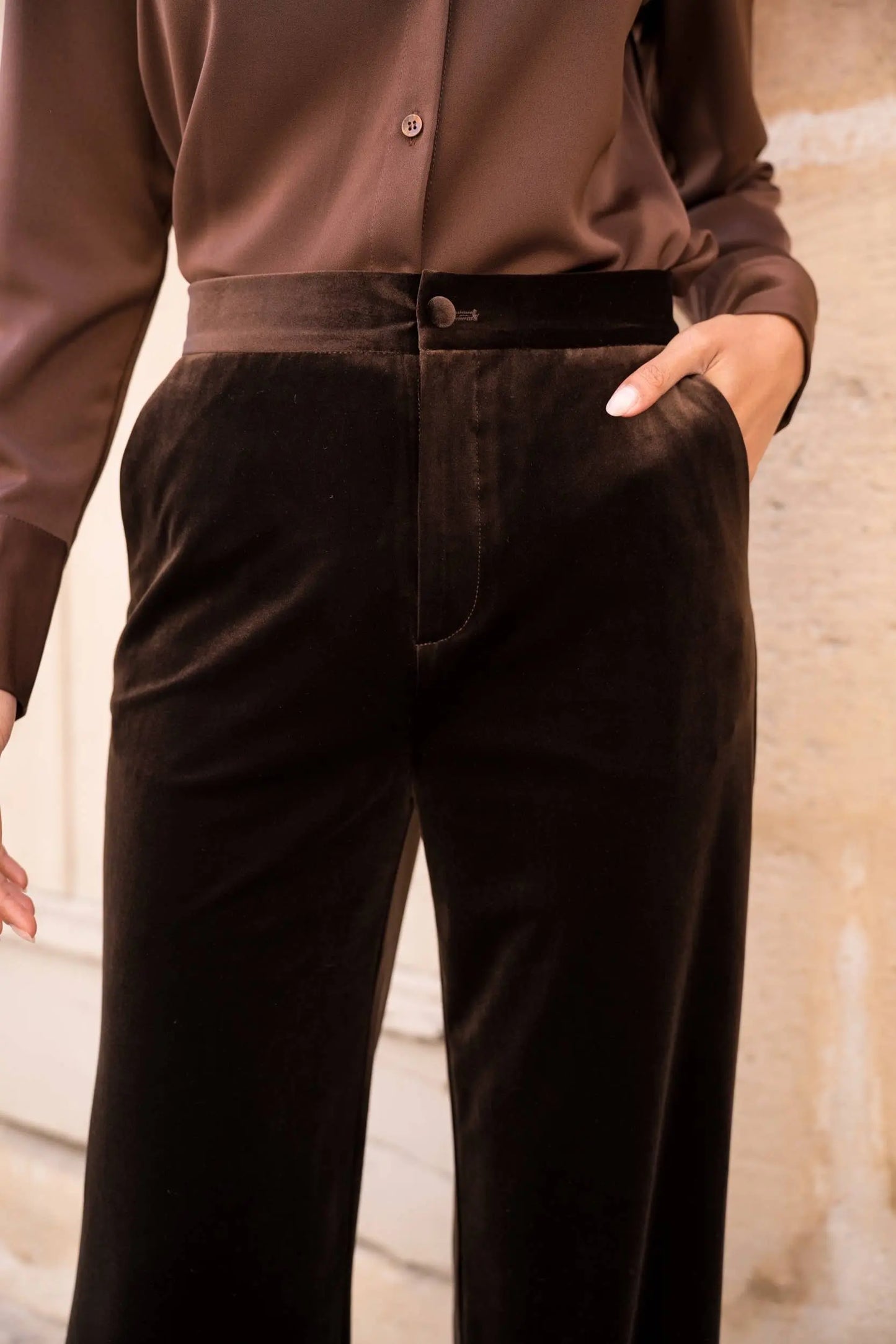 High-waisted straight-cut velvet trousers - P2228: Khaki / 1S-1M-1L-1XL The Style Closet