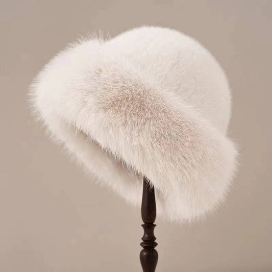 Plush Faux Fur Hat: Off-White