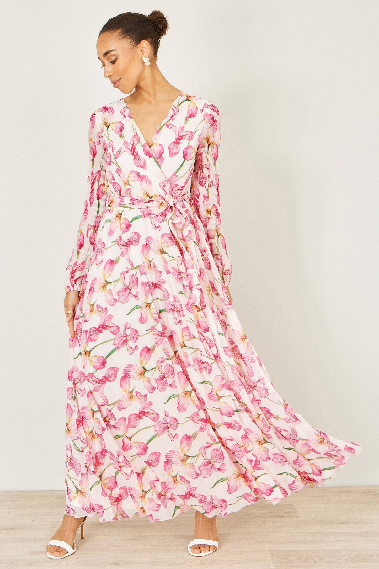 Yumi White Orchid Floral Pleated Wrap Maxi Dress: Ivory / 12